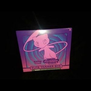Pokémon fusion strike mew elite box